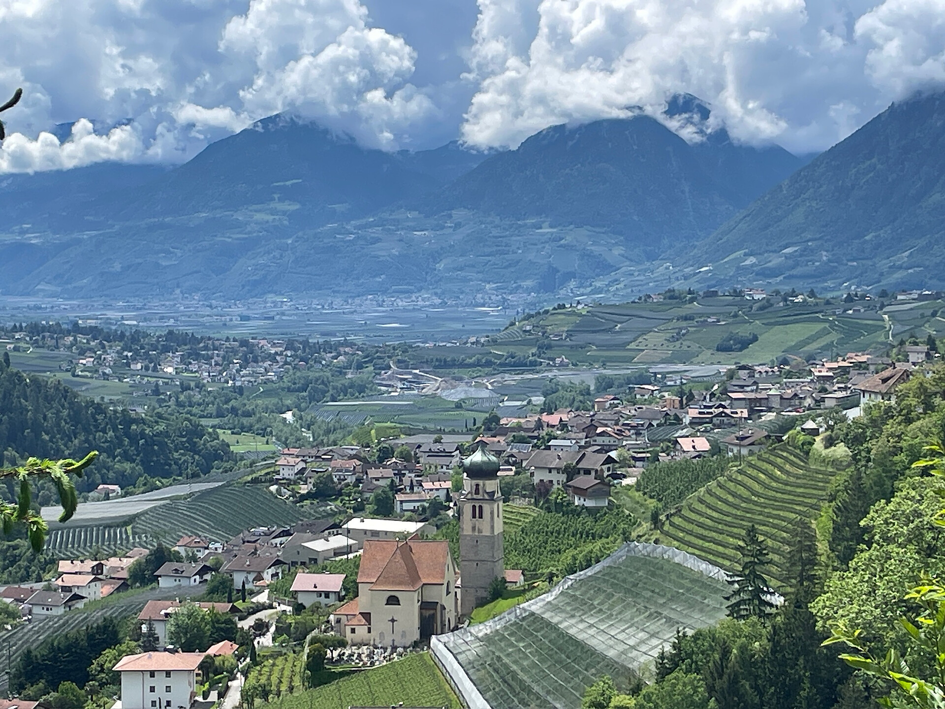 Mittwochs auf Tour: Riffianer Waalweg - Dolomitenregion Eggental - #3 - suedtirol.info