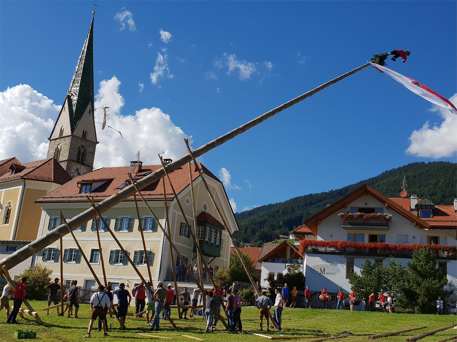 Parish festival with the band of Terenten - Brixen/Bressanone and environs - #1 - suedtirol.info