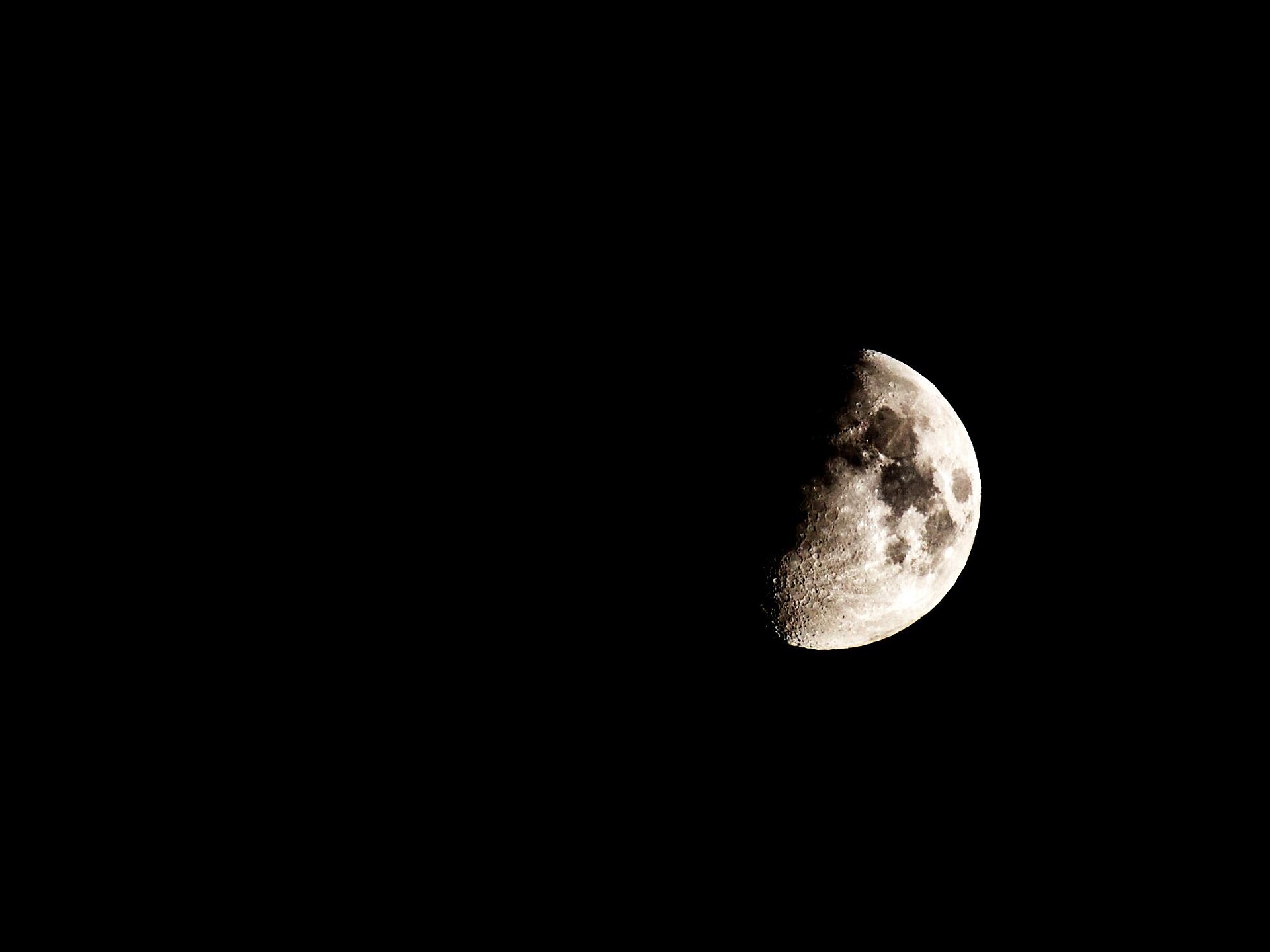 Eclissi lunare all'osservatorio "Max Valier" - Regione dolomitica Val d'Ega - #1 - suedtirol.info