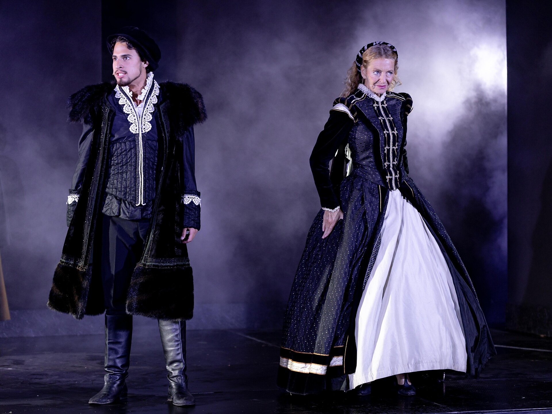 Meraner Festspiele 2026 – Uraufführung „Das Schweigen der Stadt“ - Meran und Umgebung - #1 - suedtirol.info