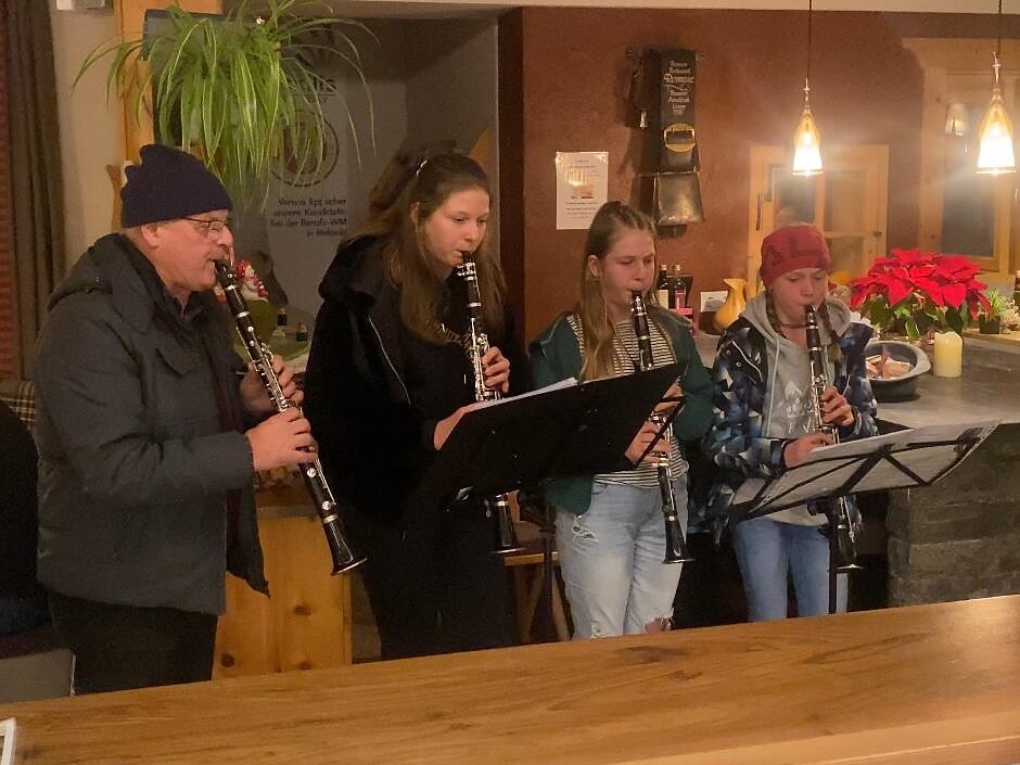 Mooser Advent · Melodie natalizie dei giovani musicisti di Plan - Merano e dintorni - #3 - suedtirol.info