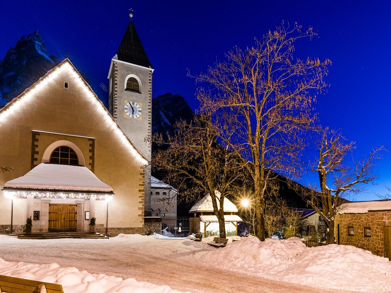 St. Nicholas' Day party - Dolomites Region Seiser Alm - #1 - suedtirol.info