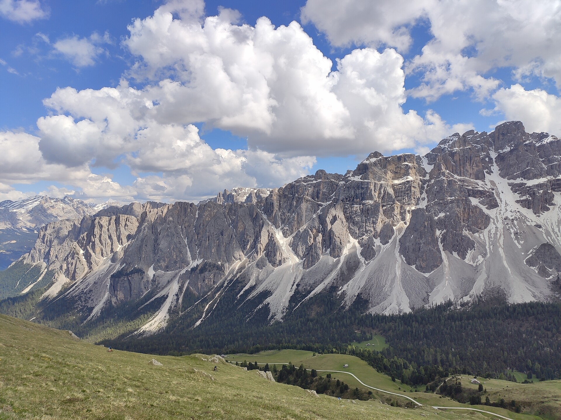 Guided hike: Between Peaks and Past Times Villnöss/Funes 2 suedtirol.info