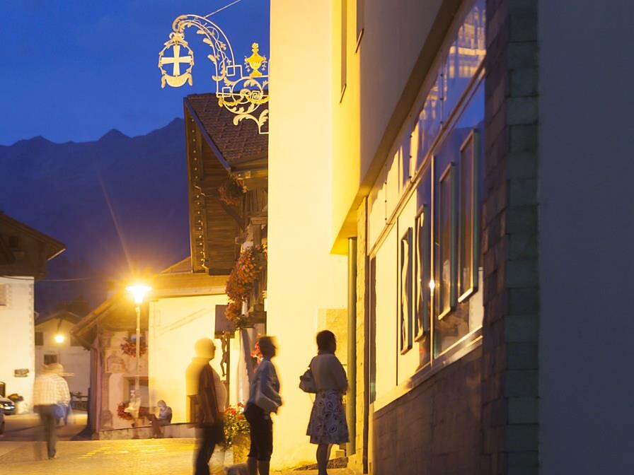 Nachtdorfführung Burgeis mit Besuch der St. Nikolaus Kirche - Vinschgau - #3 - suedtirol.info