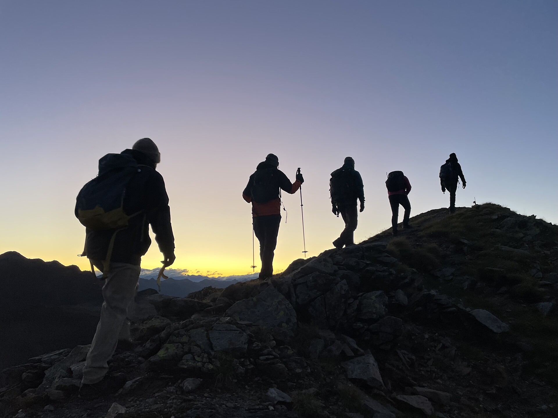 Nachtwanderung zum Sonnenaufgang am Gipfel - Dolomitenregion Kronplatz - #2 - suedtirol.info