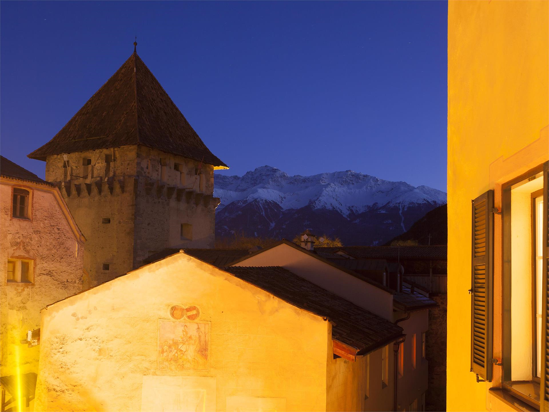 Nachtstadtführung durch das geheimnisvolle mittelalterliche Glurns - Vinschgau - #3 - suedtirol.info