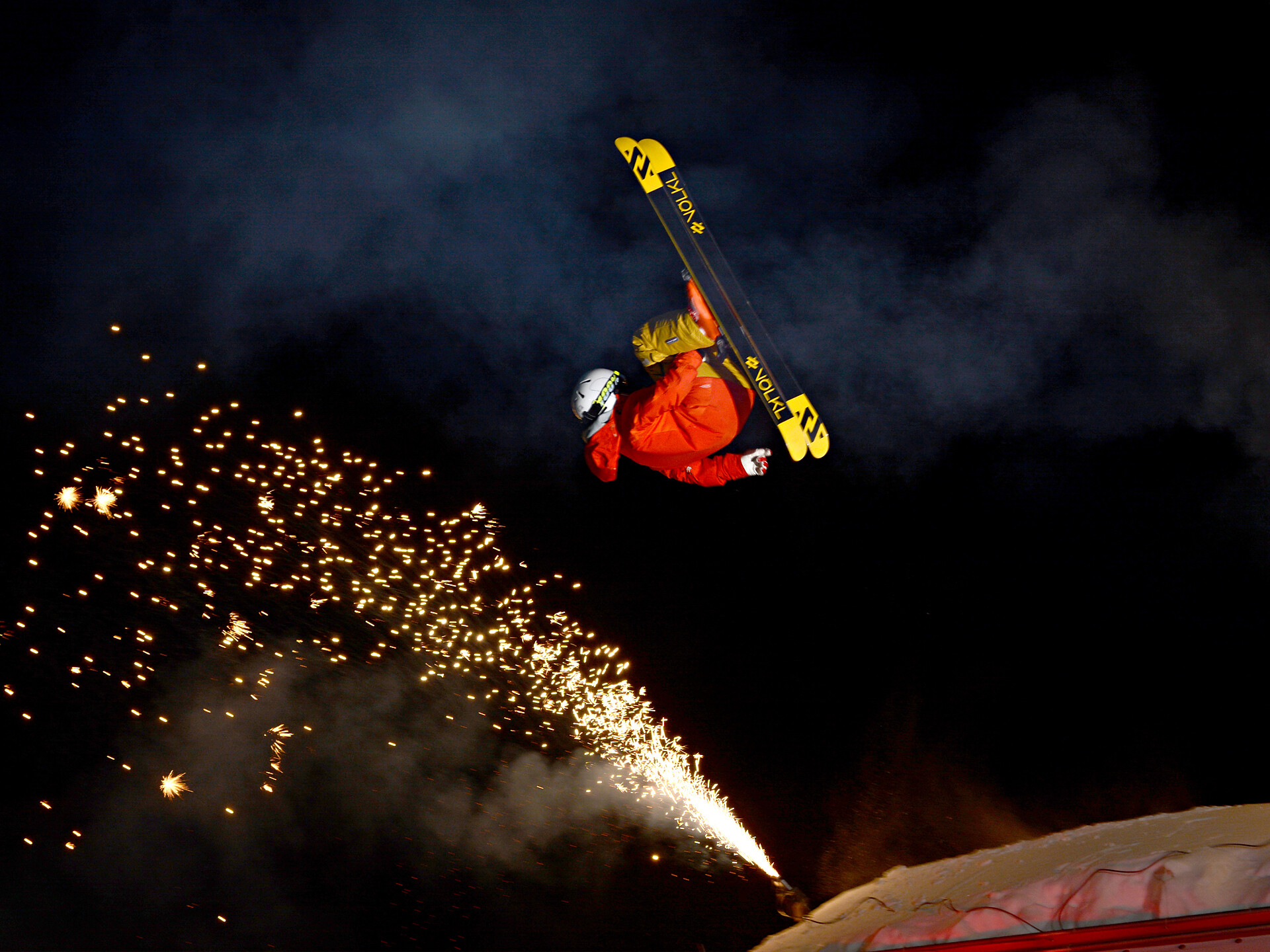 Neujahr-Skishow der Ski & Snowboardschule Wolkenstein - Dolomitenregion Gröden - #2 - suedtirol.info