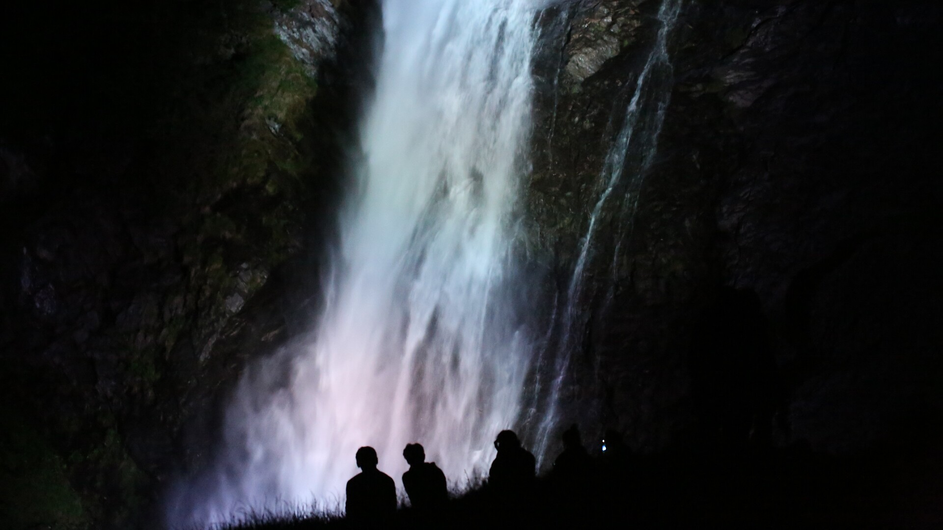 Night hike to the Partschins Waterfall - Meran/Merano and environs - #2 - suedtirol.info