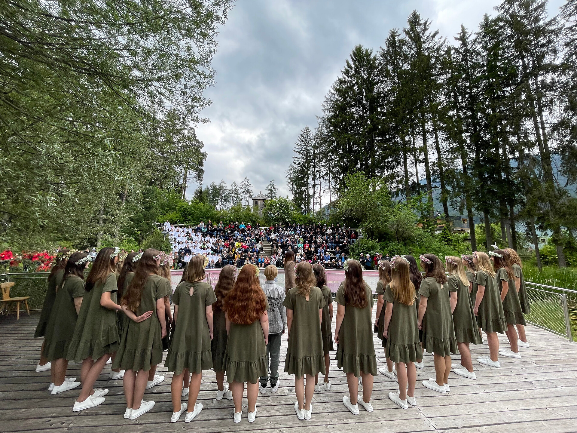 29° Alta Pusteria Int. Choir Festival: concerto nel "Kurpark" - Regione dolomitica 3 Cime - #1 - suedtirol.info