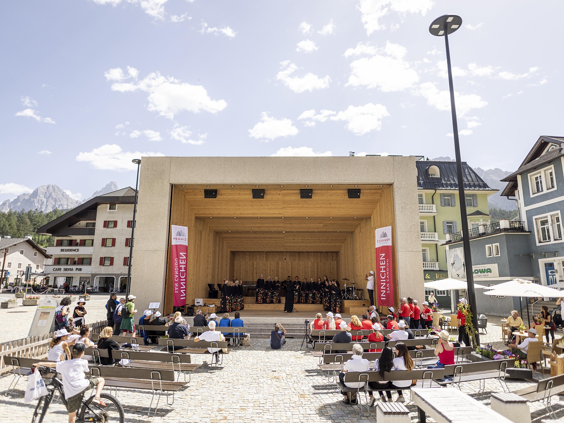29th Alta Pusteria Int. Choir Festival: Open Space - concert in the bandstand - Dolomites Region 3 Zinnen - #2 - suedtirol.info