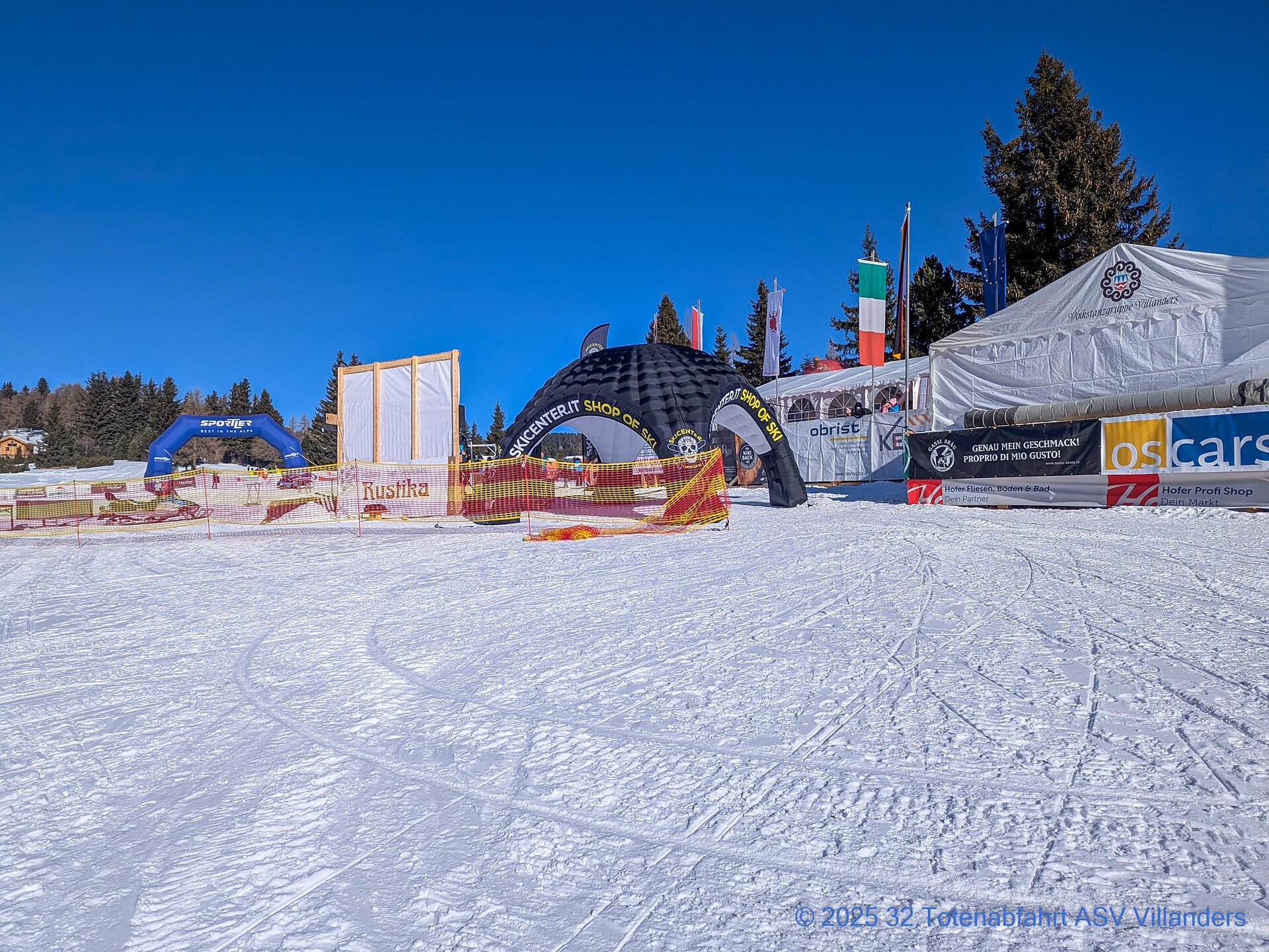 33.Totenabfahrt - Official training of the ski race - Brixen/Bressanone and environs - #3 - suedtirol.info