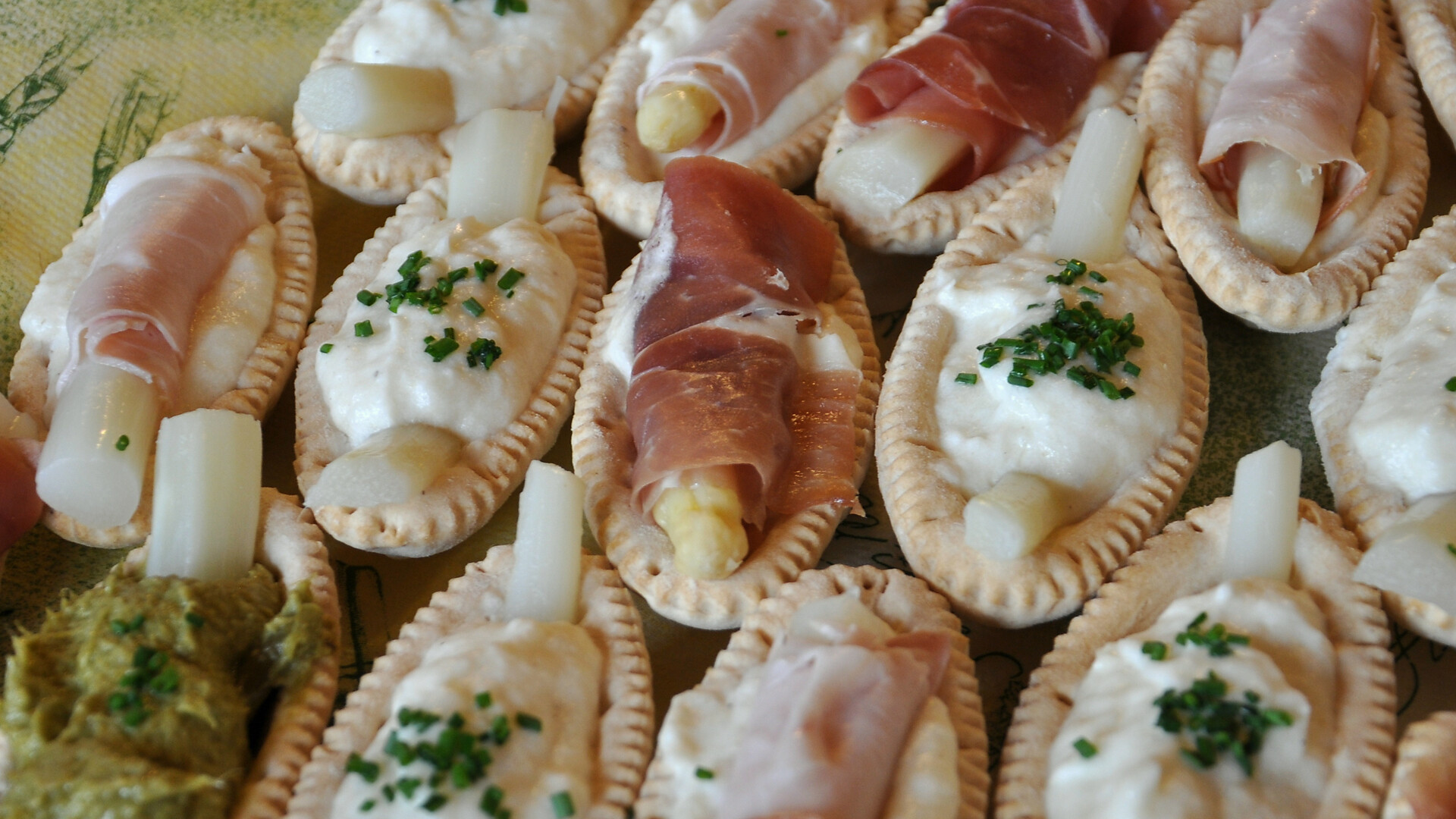 Inaugurazione ufficiale delle Settimane degli Asparagi - Strada del Vino - #2 - suedtirol.info