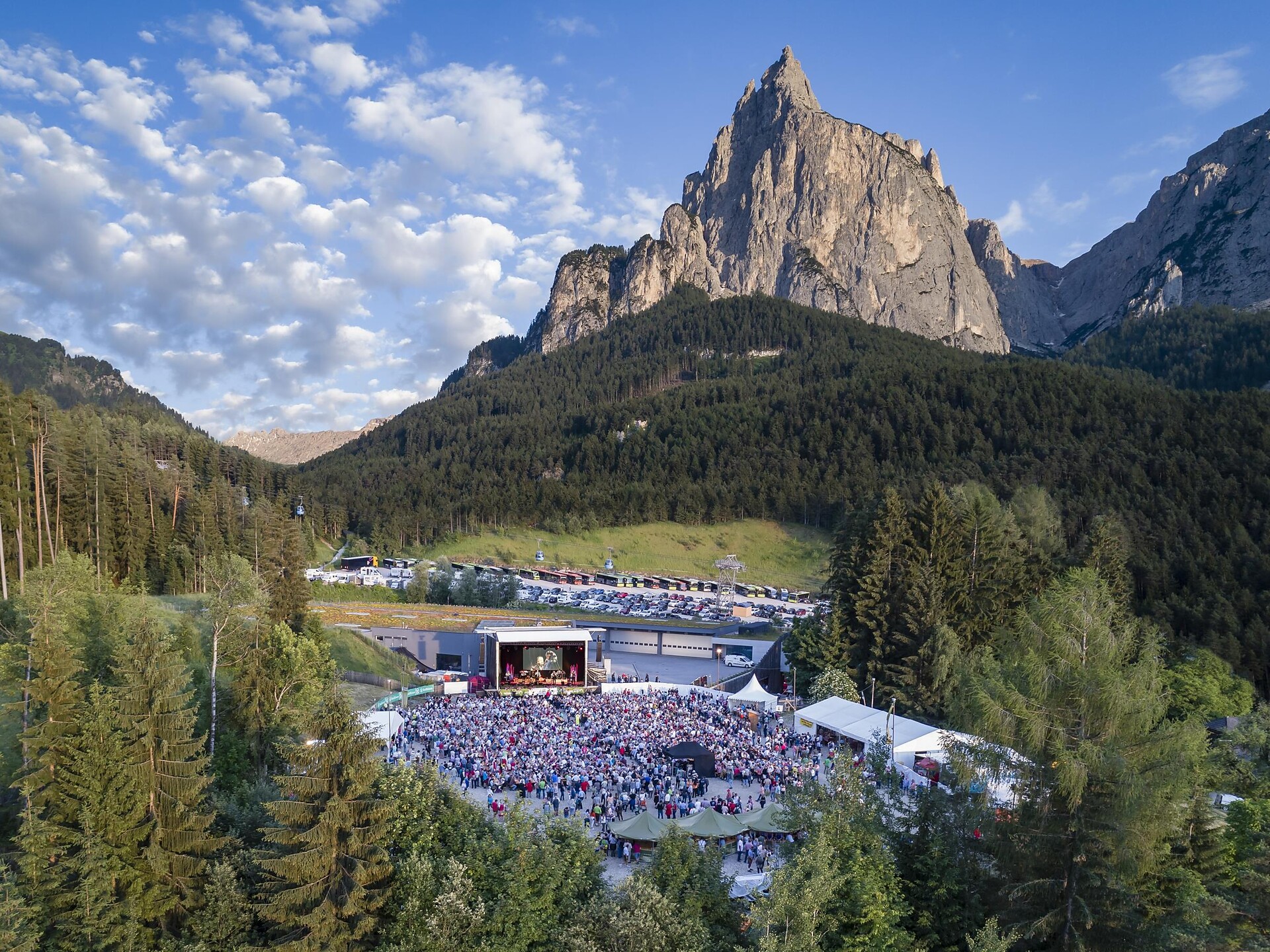 Open Air of the Kastelruther Spatzen Kastelruth/Castelrotto 1 suedtirol.info
