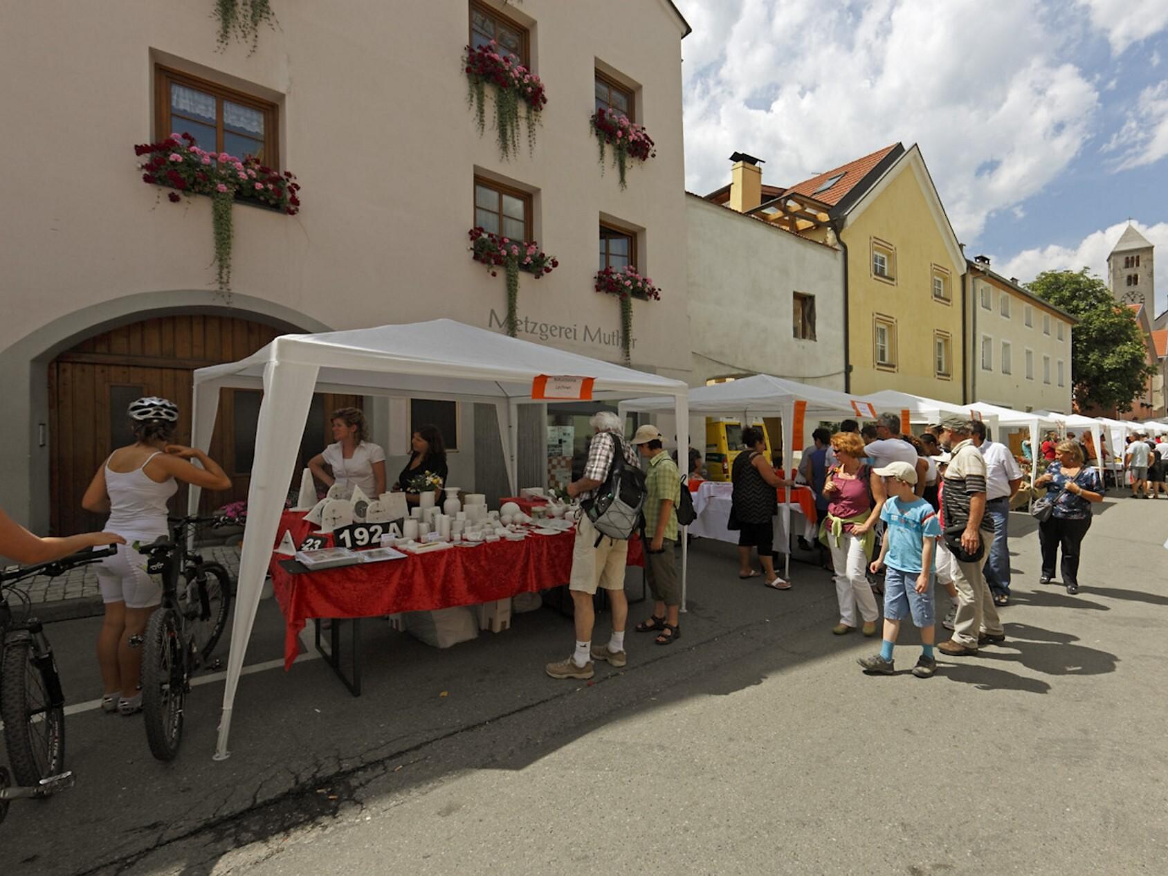 "Marmor & Marillen" Laas/Lasa 1 suedtirol.info