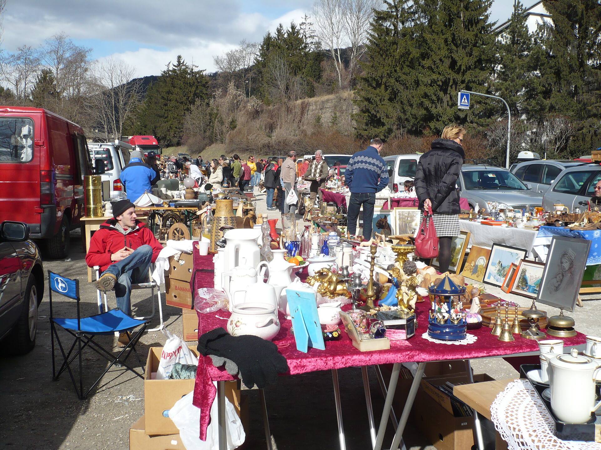 "Kunis" Flohmarkt in Terlan Terlan 3 suedtirol.info