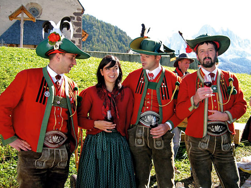 Patronage of Peter & Paul Villnöss/Funes 1 suedtirol.info