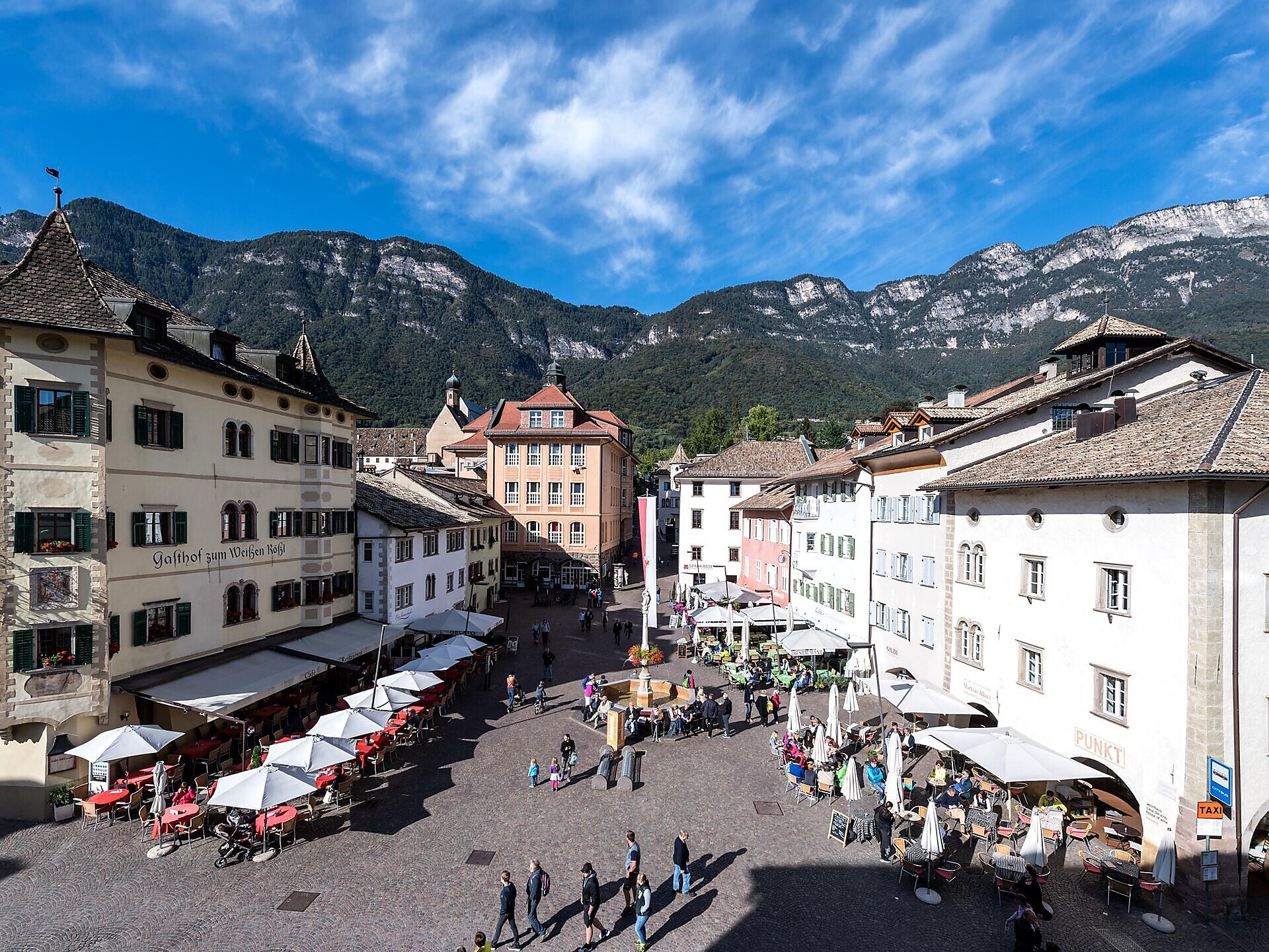 Platzkonzert der Böhmischen Neumarkt - Südtiroler Weinstraße - #1 - suedtirol.info