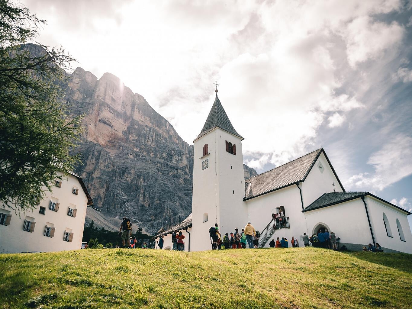 Prozesciun - Wallfahrt nach La Crusc/Heiligkreuz Badia 1 suedtirol.info