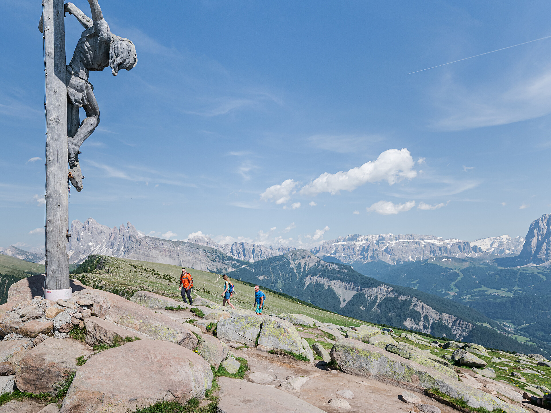 Panoramic hike to Resciesa in the Puez-Odle Nature Park Urtijëi/Ortisei 1 suedtirol.info
