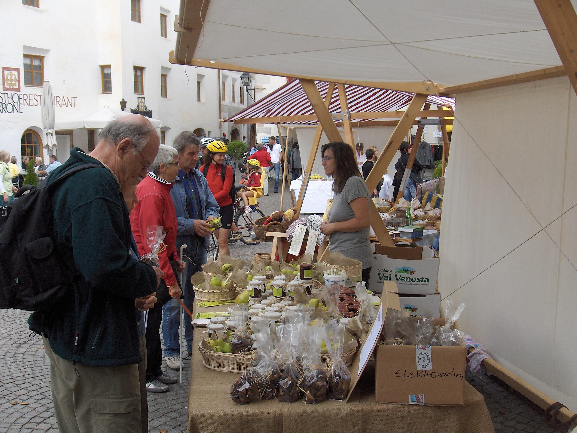 Mercato della pera “Pala” - Val Venosta - #2 - suedtirol.info
