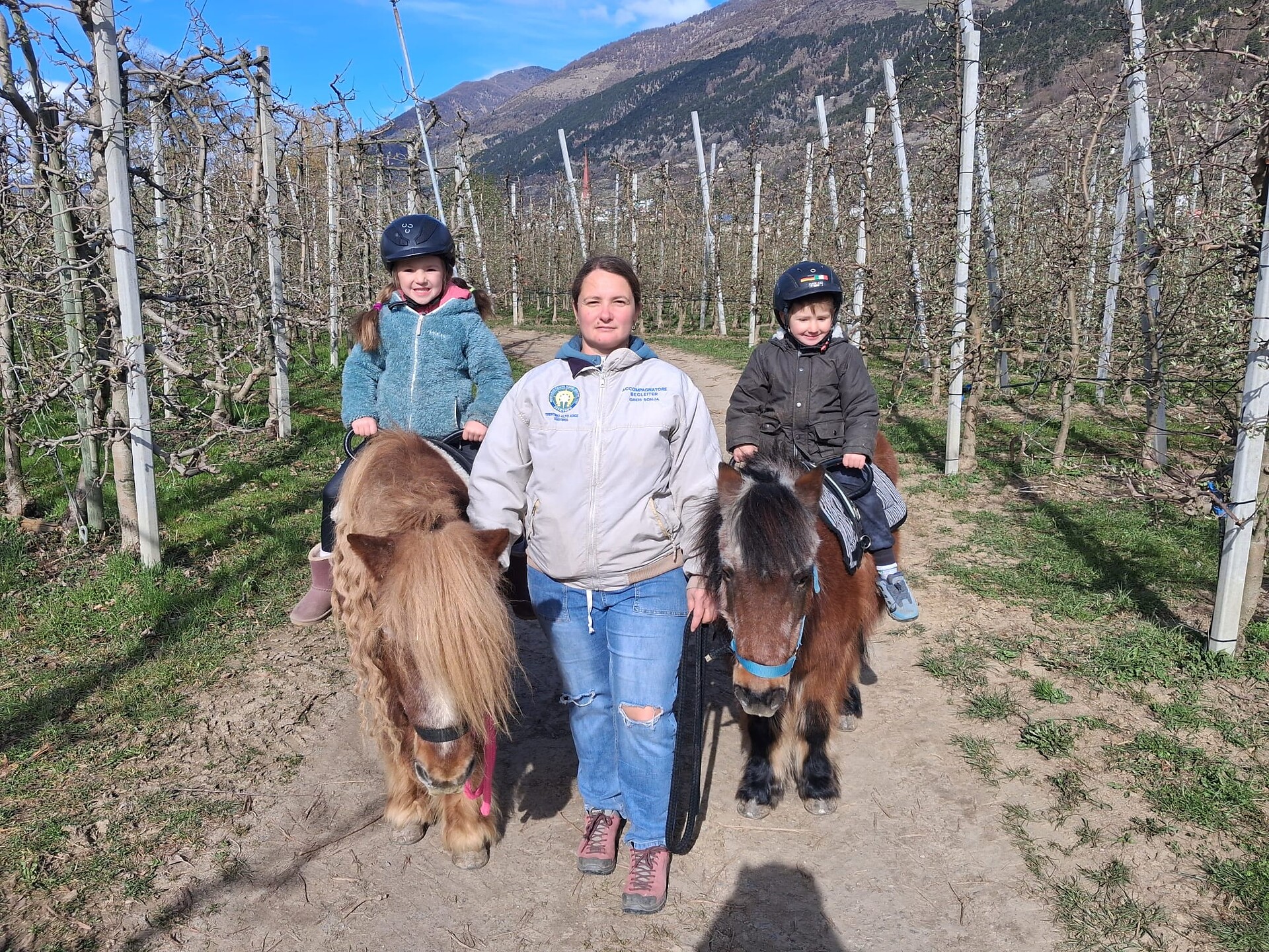 Ponyreiten am Reiterhof Vill - Vinschgau - #1 - suedtirol.info