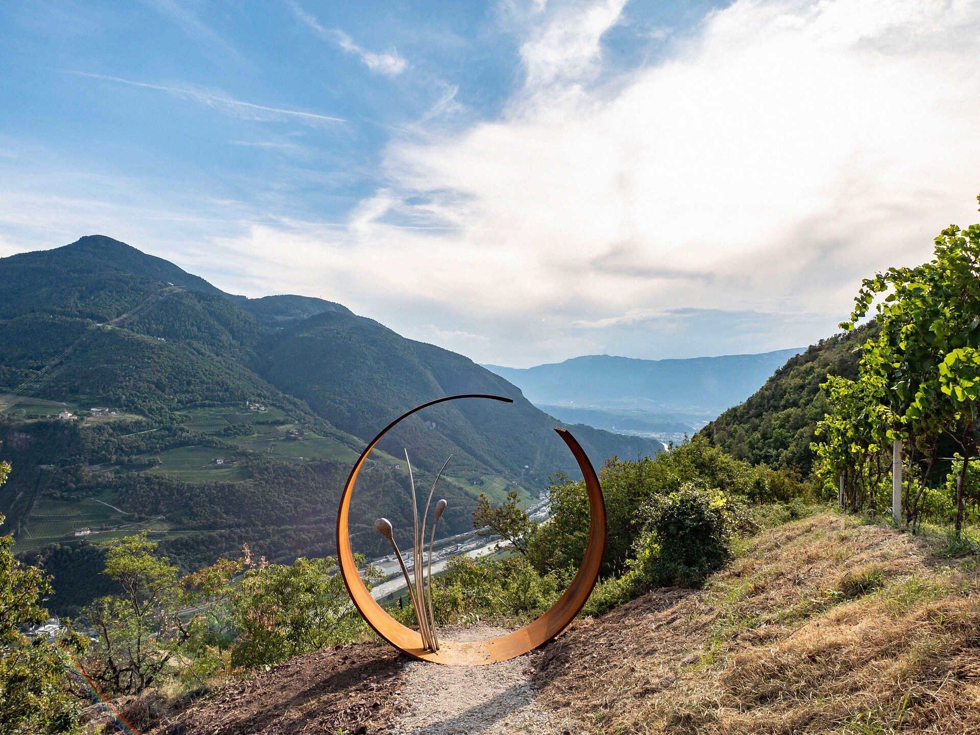 REBE Wine hiking and tasting between Rentsch and Signat Ritten/Renon 2 suedtirol.info