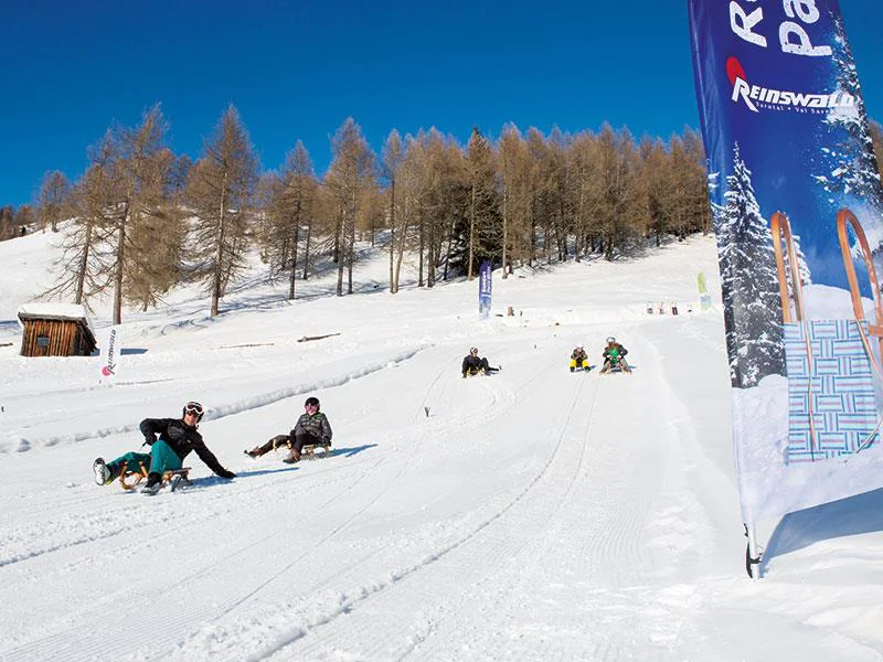 Every Thursday starting at 5:00 p.m., marked slopes are opened for ski hikers. Y Sarntal/Sarentino 1 suedtirol.info