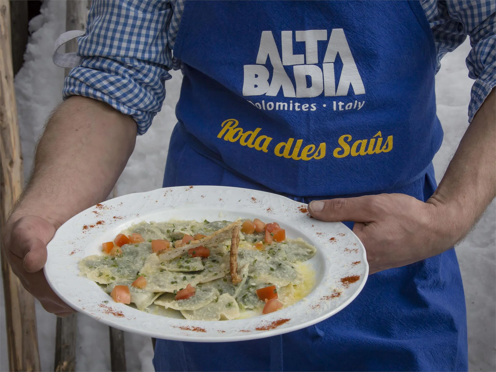Roda dles Saus - Opening of the flavours week Badia 3 suedtirol.info