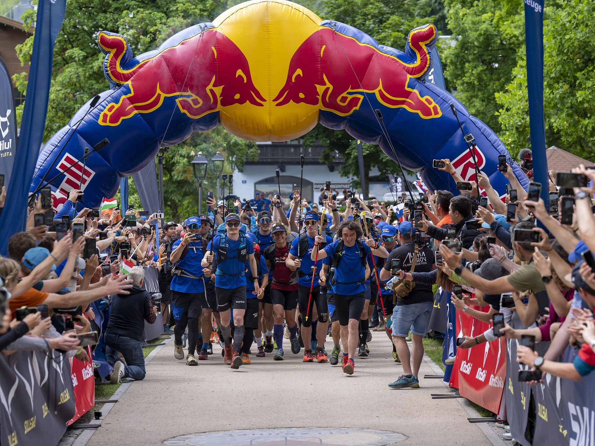 Red Bull X-Days 2025 | Red Bull Aperitivo in Schenna Schenna/Scena 2 suedtirol.info