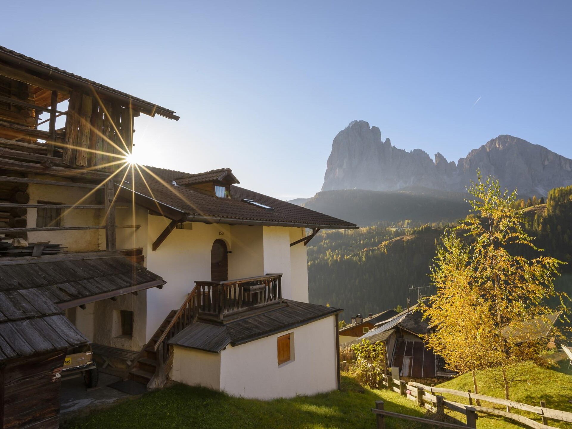Traditional Farm Crawl with Visit and Delightful Treat at the Paratoni Farm S.Crestina Gherdëina/Santa Cristina Val Gardana 2 suedtirol.info