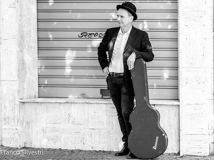 Stanglerhof: aperitivo, buffet e concerto - Bobby Gualtirolo Fiè allo Sciliar 1 suedtirol.info