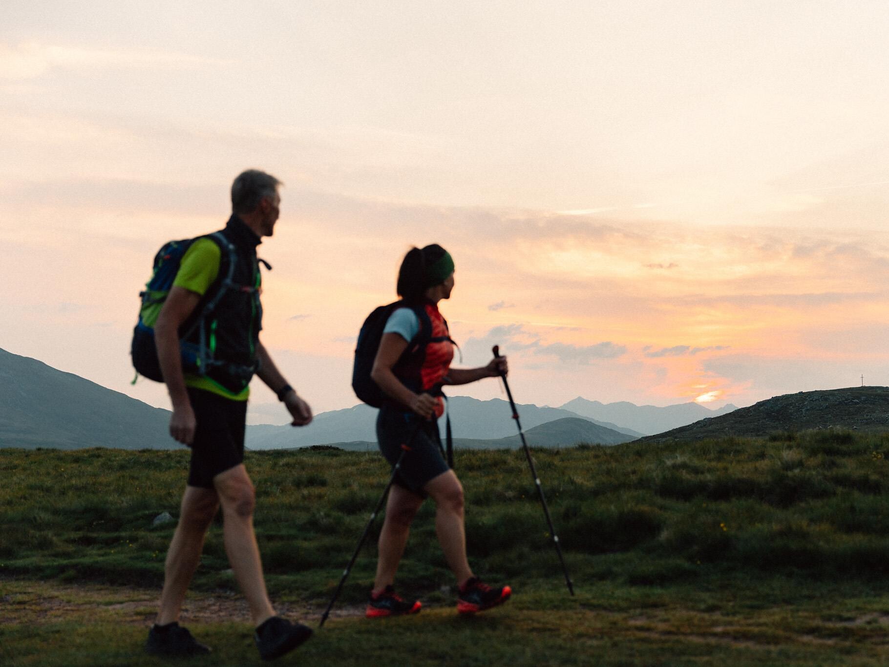 Sonnenaufgangswanderung zu den Stoanernen Mandln - Am Puls der Natur - Meran und Umgebung - #2 - suedtirol.info