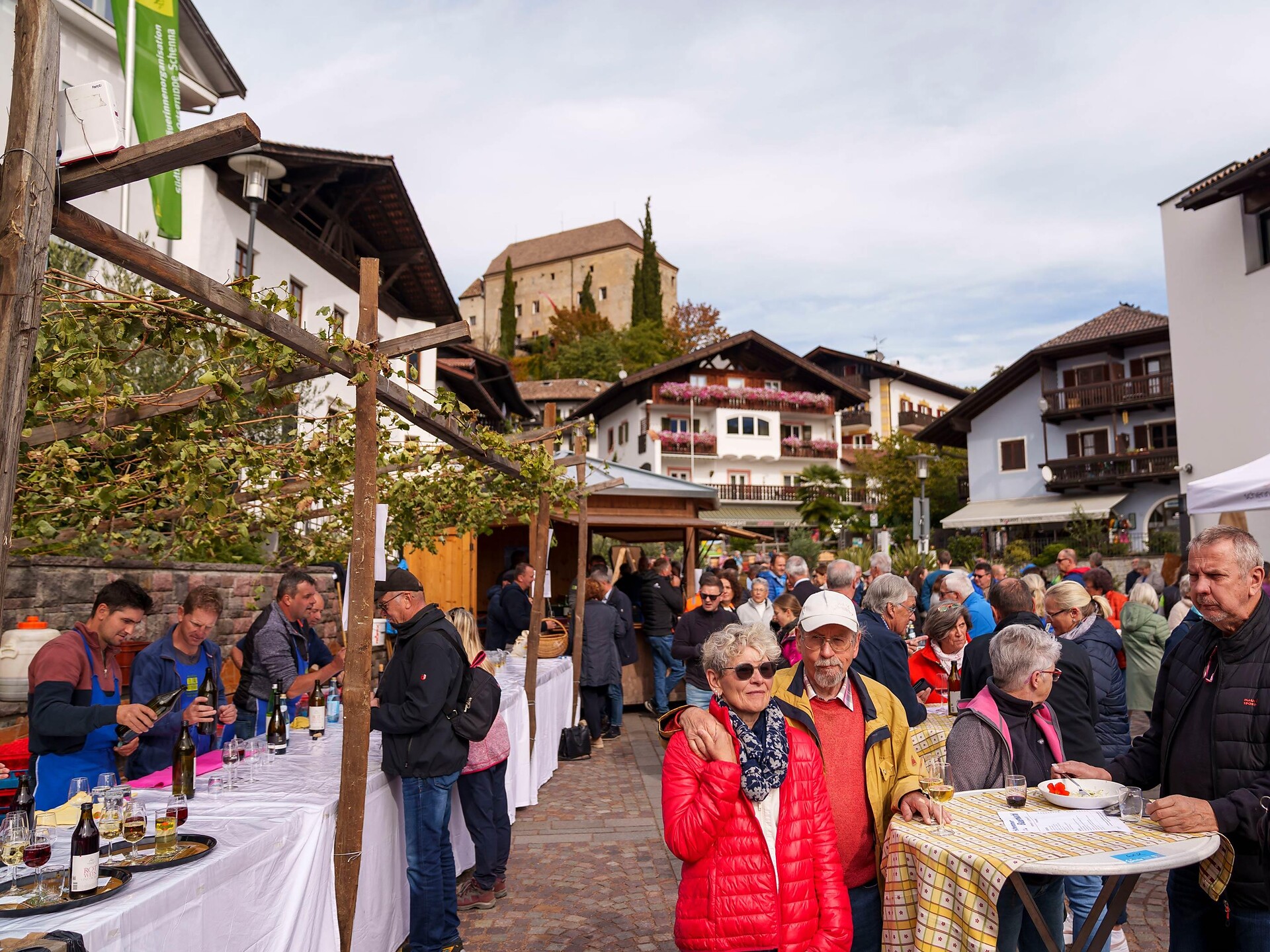 Bauernkuchl - farmer’s kitchen at Raiffeisen square in Schenna Schenna/Scena 2 suedtirol.info