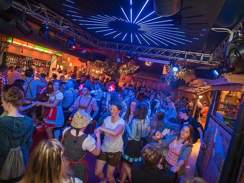 Ballo del gruppo "Sarner Schuhplattler" - Bolzano e dintorni - #1 - suedtirol.info