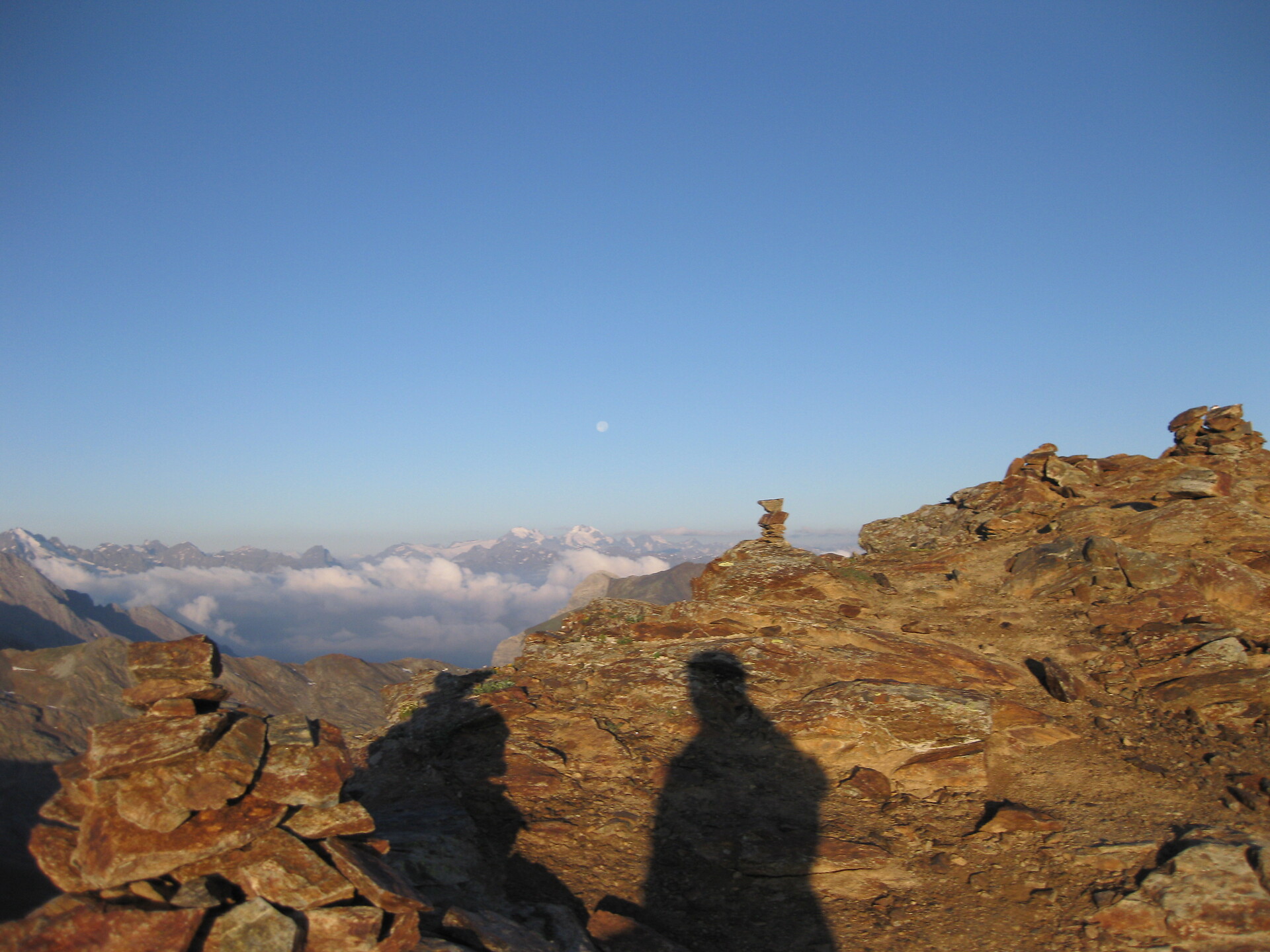 Sunrise hiking - Guided adventure hikes in the Stilfserjoch National Park - Vinschgau/Val Venosta - #3 - suedtirol.info