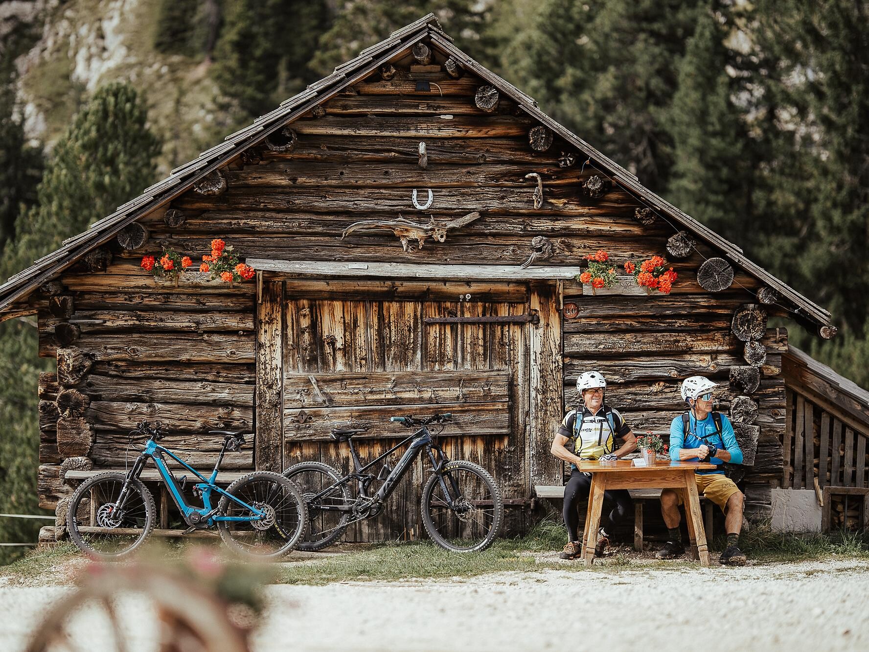 Slow Bike - Mit dem E-Bike entlang der Villnösser Sonnenseite Villnöss 1 suedtirol.info