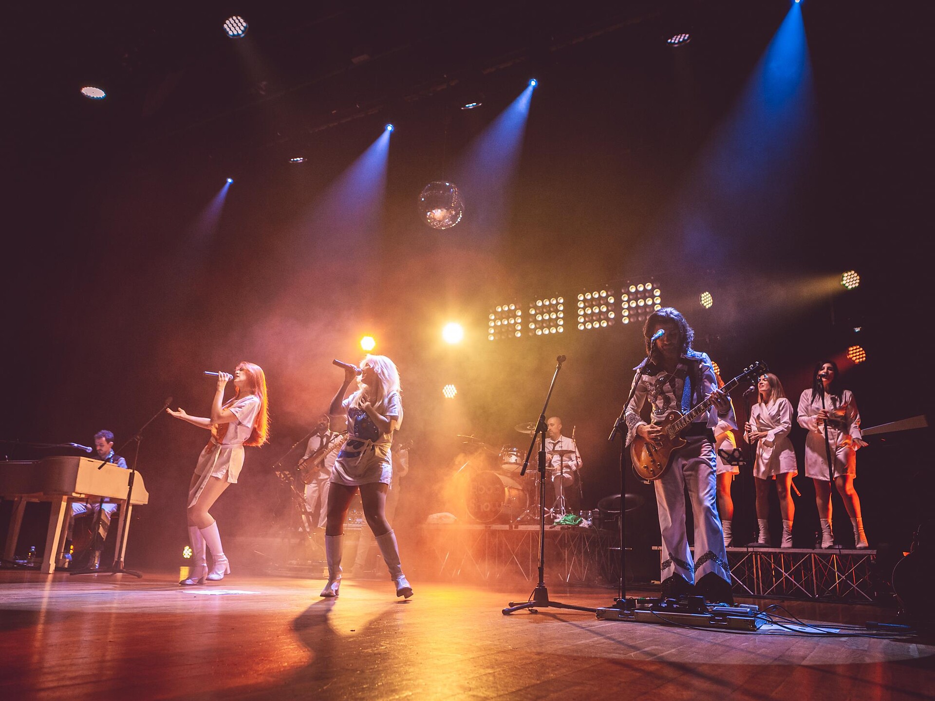 Summer Nights in Seis – ABBA Show - Dolomitenregion Seiser Alm - #1 - suedtirol.info