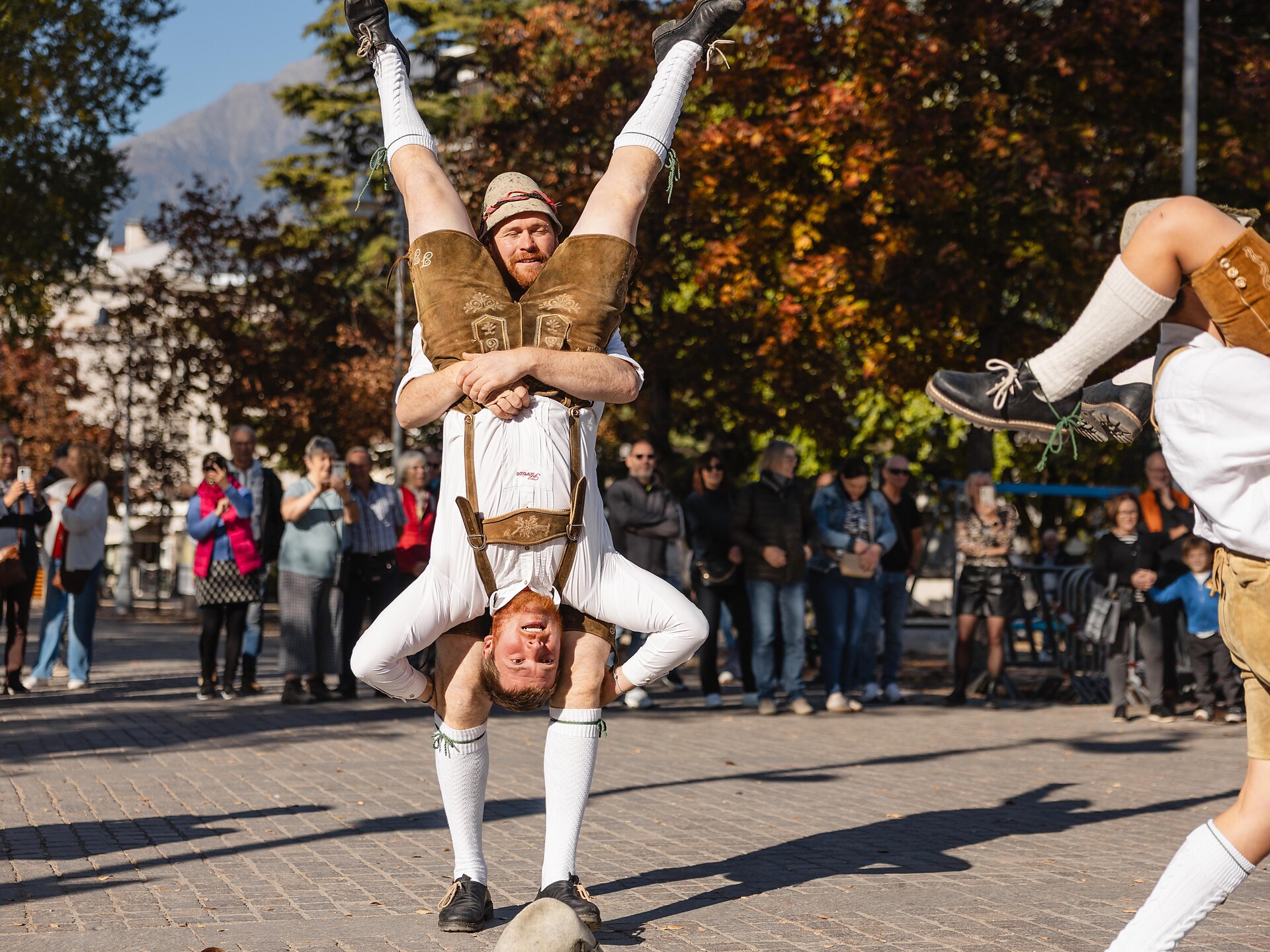 Gruppo di Schuhplattler di Lajen - Merano e dintorni - #1 - suedtirol.info