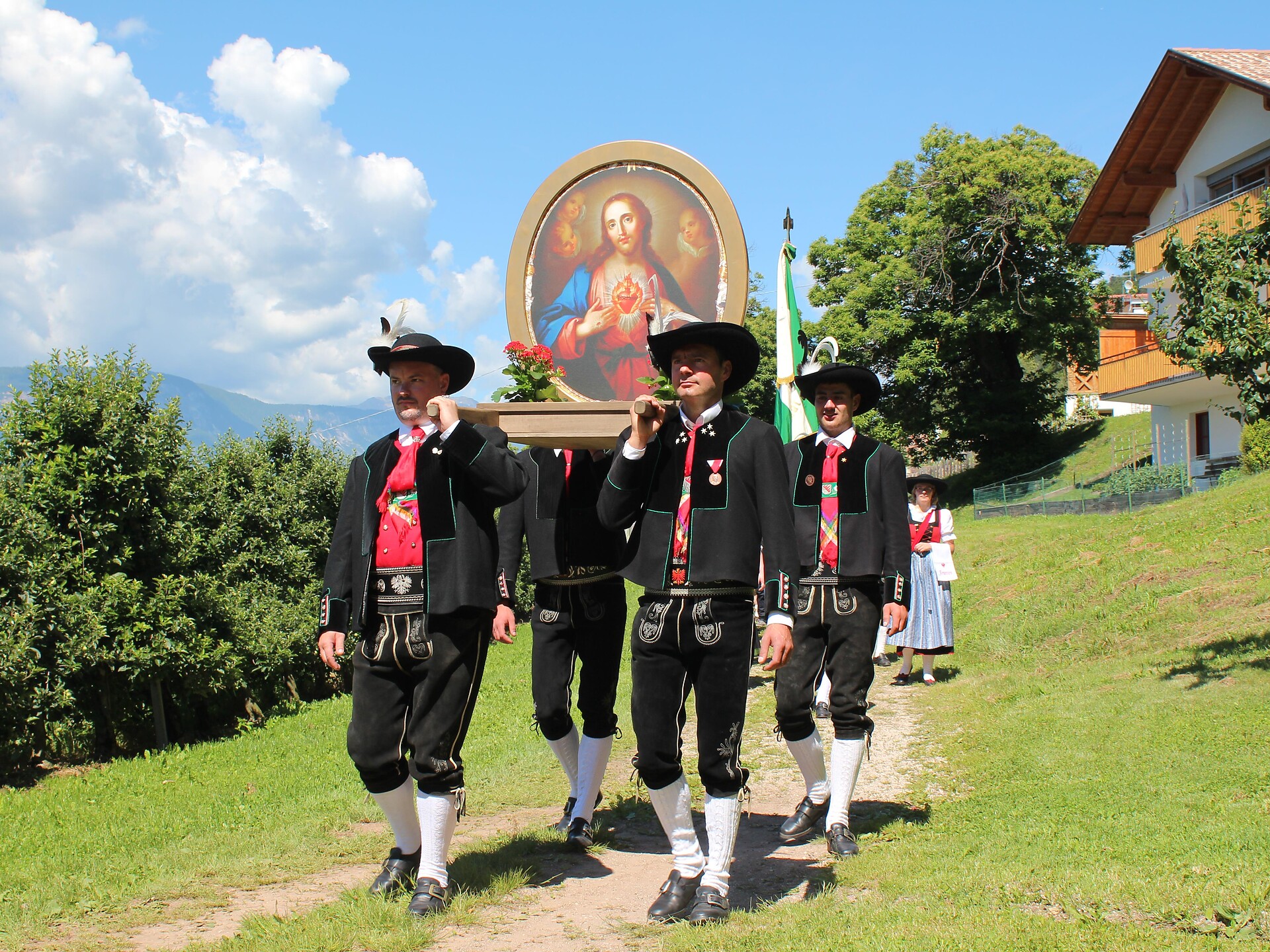 Festa estiva degli Schützen di S. Genesio San Genesio Atesino 1 suedtirol.info