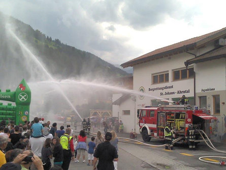 Sommerfest der Freiwilligen Feuerwehr Ahrntal 1 suedtirol.info