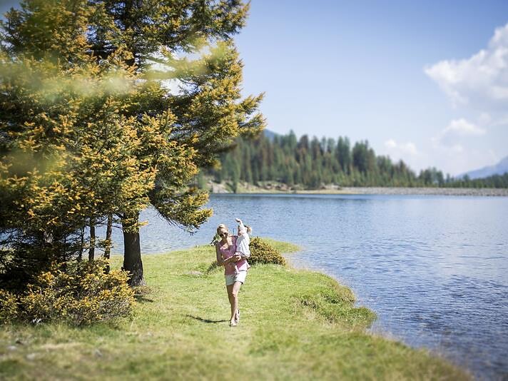 Escursione dei laghi in Val d'Ultimo Scena 1 suedtirol.info