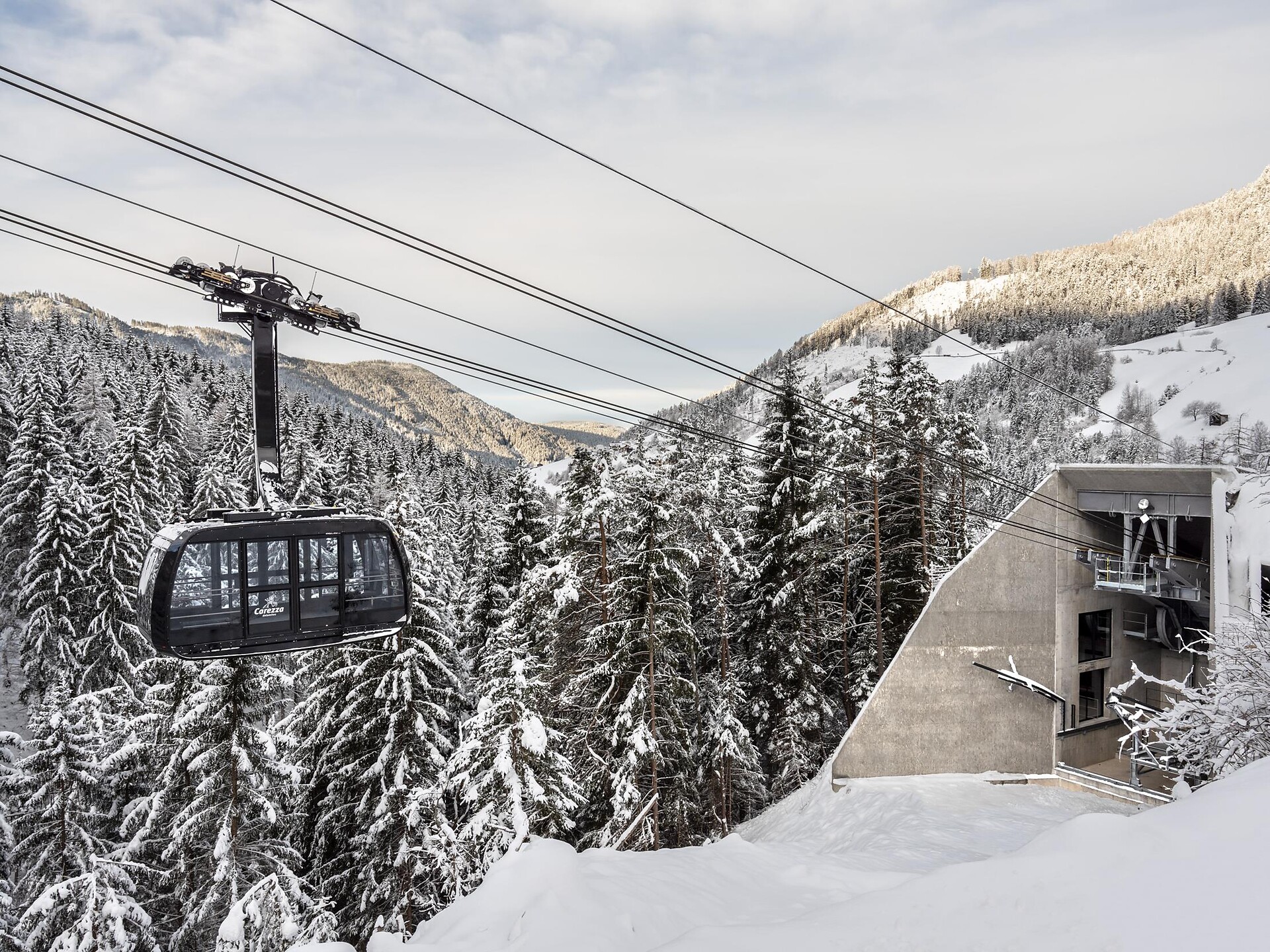 Snowshoe Hike in the Carezza hiking area - Dolomites Region Seiser Alm - #3 - suedtirol.info