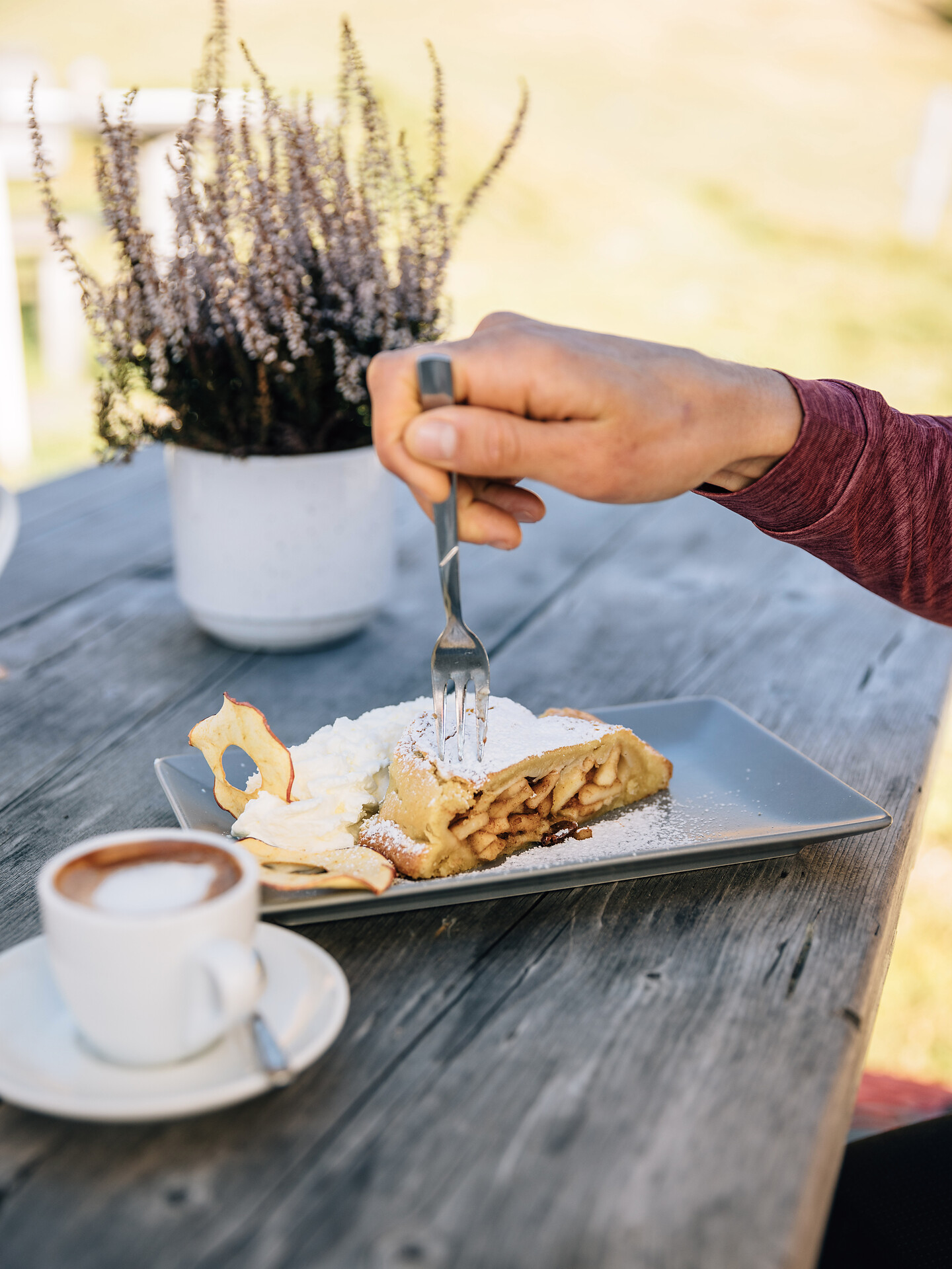 Strudel magic: the art of baking with tradition - Meran/Merano and environs - #2 - suedtirol.info