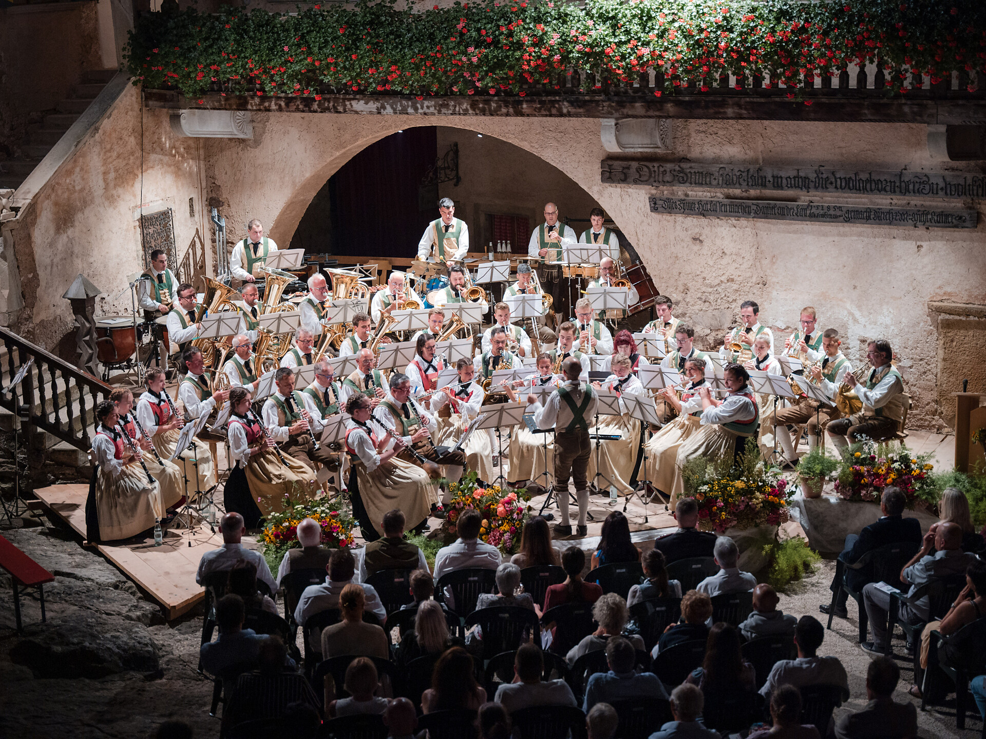 Schlosskonzert auf Schloss Enn - Südtiroler Weinstraße - #2 - suedtirol.info