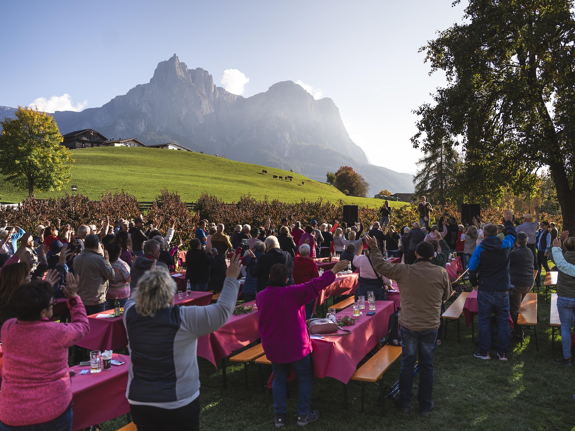 Schlagerstarwanderung mit Alexander Rier - Dolomitenregion Seiser Alm - #2 - suedtirol.info
