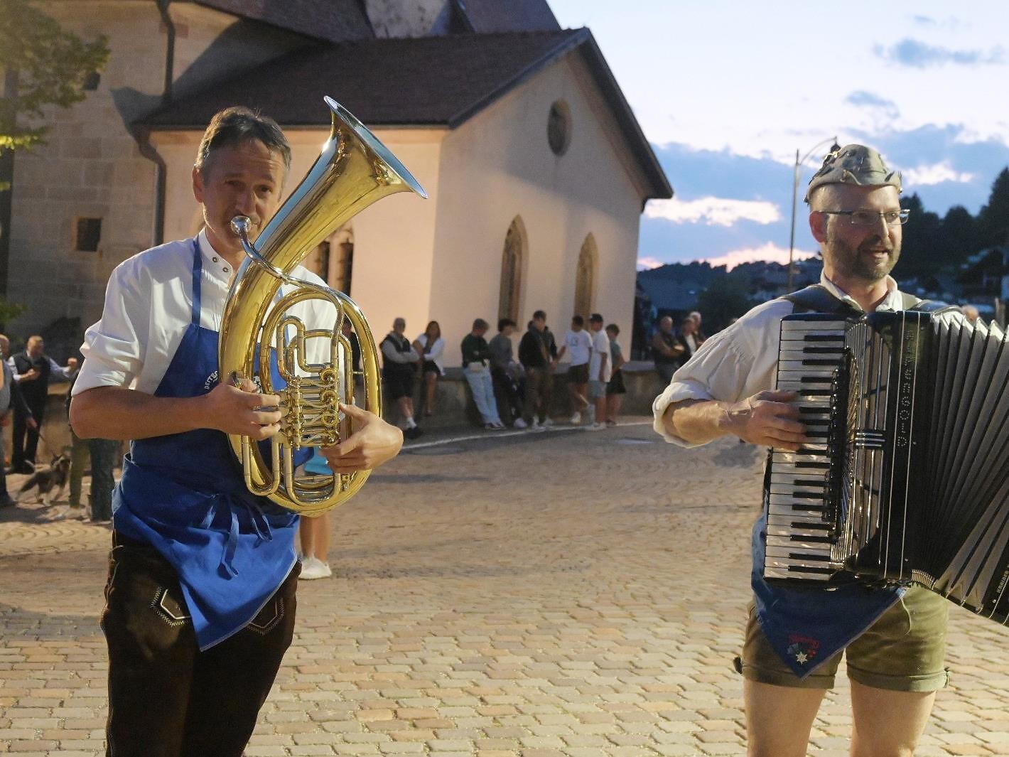 Sommernächte in Deutschnofen - Volkstümlicher Abend mit Tanz und Musik Deutschnofen 3 suedtirol.info