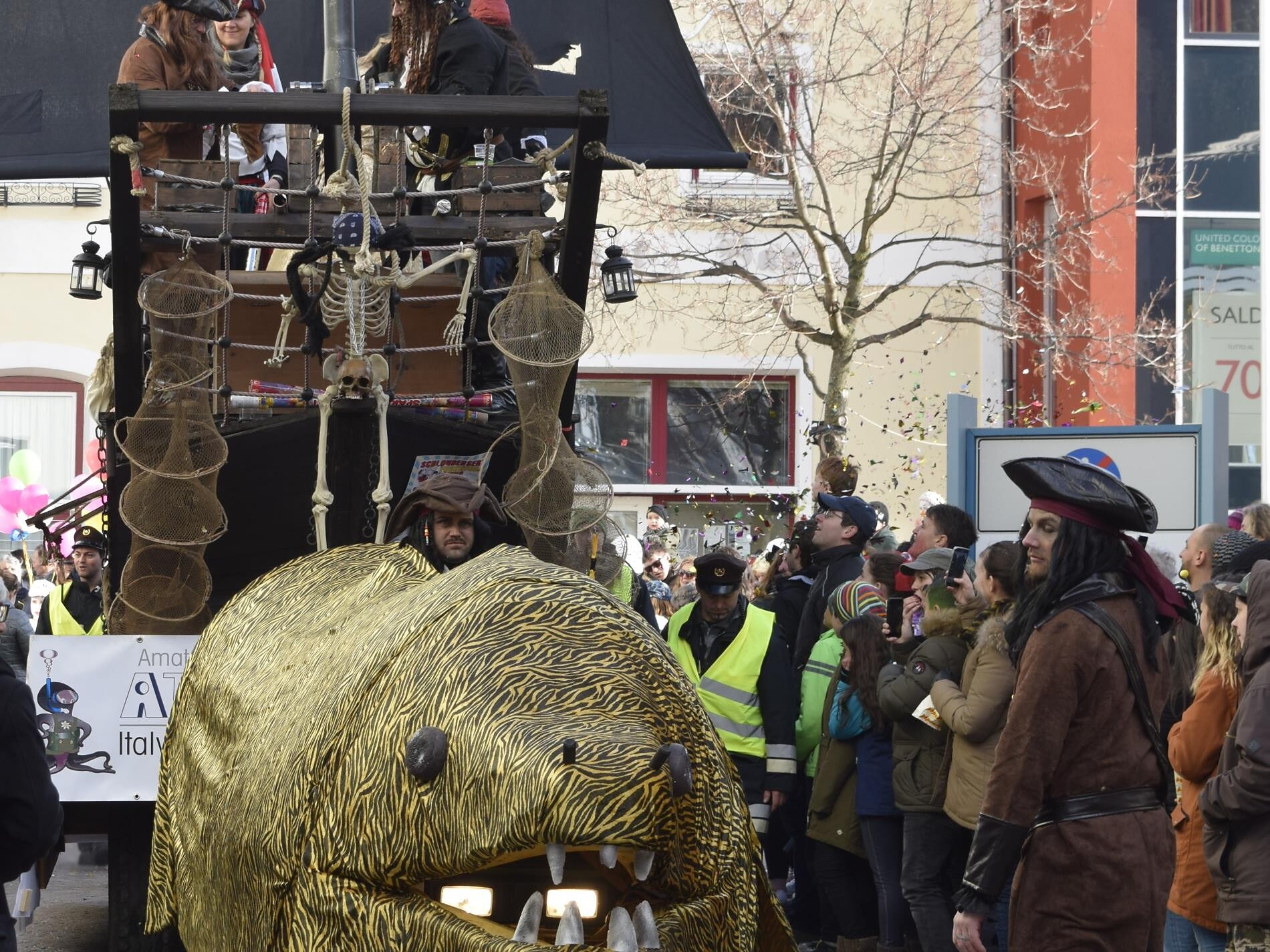 Sfilata di Carnevale Silandro - Val Venosta - #1 - suedtirol.info