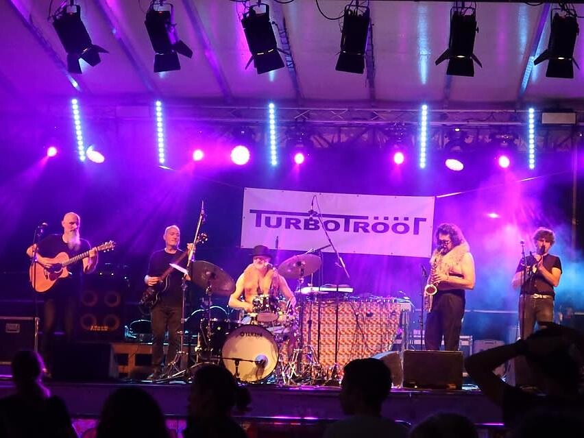 Stanglerhof: aperitif, buffet and concert - Turbotrööt Völs am Schlern/Fiè allo Sciliar 1 suedtirol.info