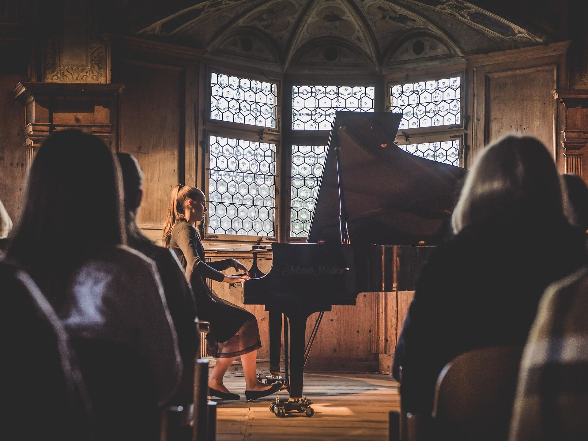Castel Prösels: concerto di pianoforte della scuola di musica Siusi Fiè allo Sciliar 1 suedtirol.info