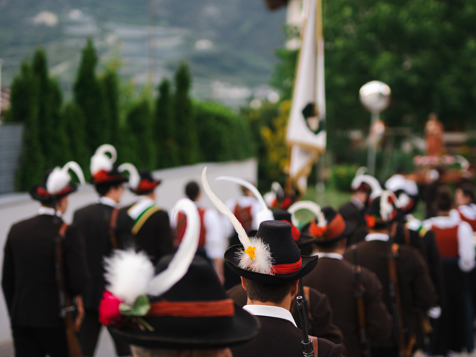 Sonta Hons Prozession und kleines Fest in Morter Latsch 1 suedtirol.info